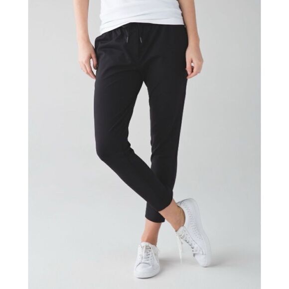 Lululemon Jet Crop (Slim) *Luxtreme - Picture 8 of 9